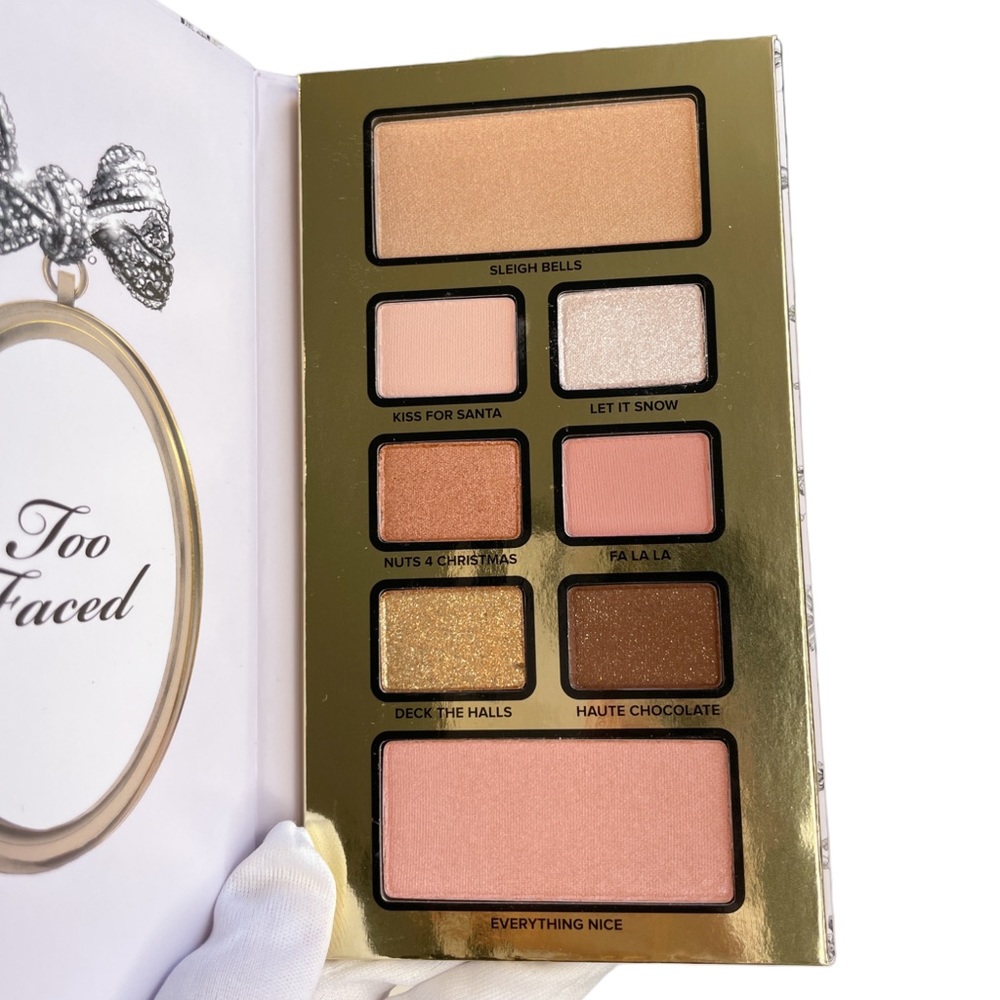 Too Faced Enchanced Wonderland Eyeshadow Palette - Picture 4 of 5